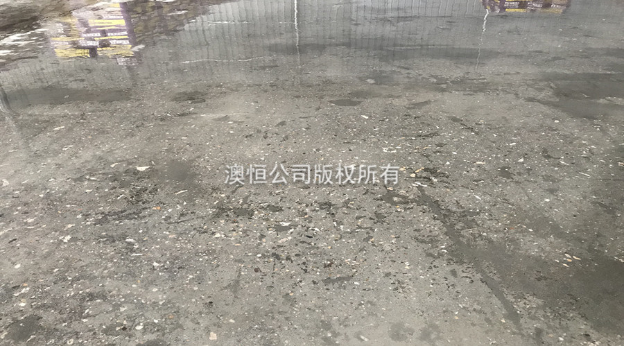 旧地面翻新：快速修补自流平水泥加密封固化剂